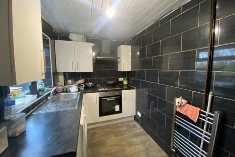 2 bedroom end of terrace house for sale, 55 Hereford Street, Oldham