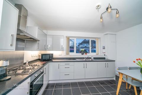 21 Benton Crescent, Bloxwich, Walsall, WS3 3AH