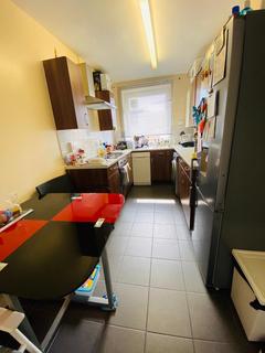 1 bedroom flat to rent, Springfield, London E5