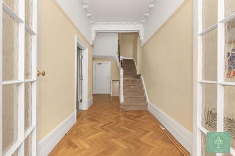 186 Chase Side, London, N14 5HN