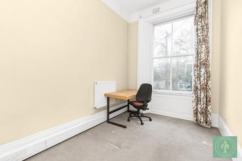 186 Chase Side, London, N14 5HN