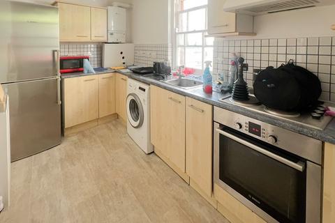 3 bedroom maisonette to rent, Stokes Croft, Bristol BS1