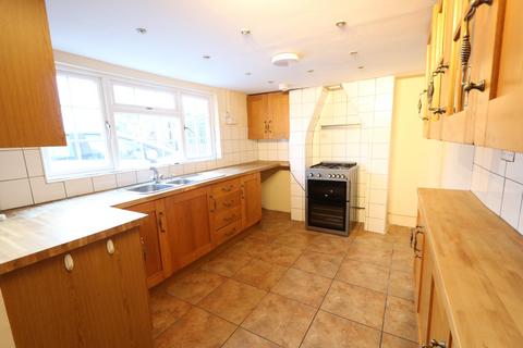 3 bedroom detached house to rent, Coventry Street, Southam, CV47