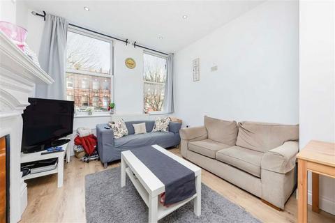 2 bedroom flat to rent, Cricklewood Broadway, London NW2