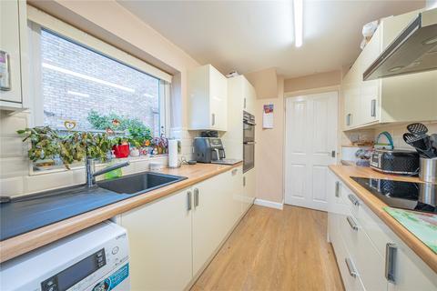 2 Holmwood Avenue, Leeds, LS6 4NJ