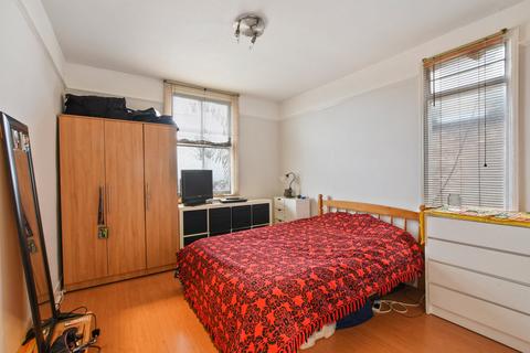 1 bedroom apartment to rent, Victoria Road, London, N22