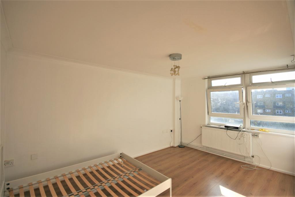 3 Bedroom Maisonette in between Whitechapel and B