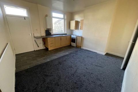 3 bedroom terraced house to rent, York Street, Church Accrington