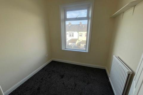 3 bedroom terraced house to rent, York Street, Church Accrington