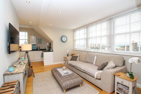 1 bedroom apartment for sale, High Street, Hamble, Southampton, Hampshire, SO31