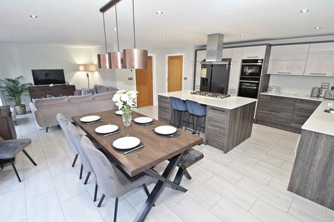 5 bedroom detached house for sale, Church Road, Westoning, Bedford, Bedfordshire, MK45