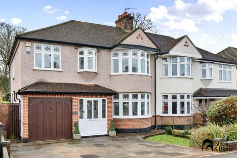 4 bedroom semi-detached house for sale, Oaklands Avenue, West Wickham, BR4