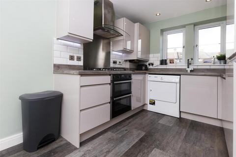 3 bedroom townhouse for sale, Colders Court, Holmfirth HD9