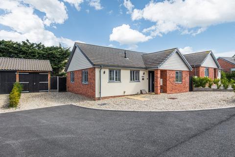 2 bedroom property for sale, Holt