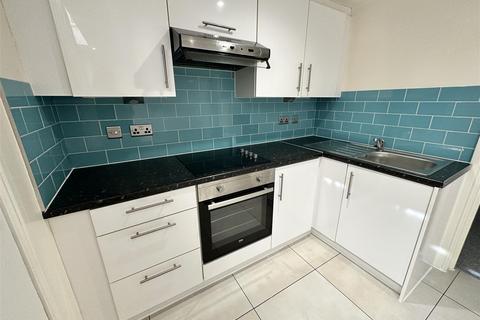 2 bedroom maisonette to rent, Queens Road, Hastings