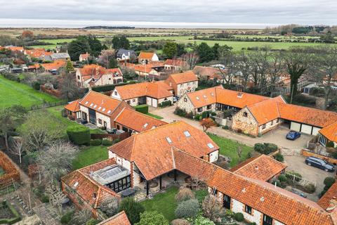 5 bedroom barn conversion for sale, Holme-next-the-Sea