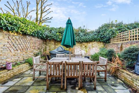 4 bedroom end of terrace house for sale, Eversleigh Road, SW11