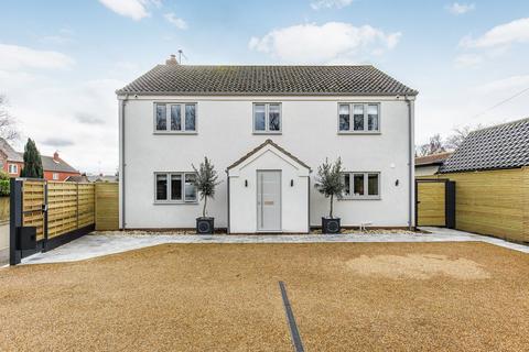 3 bedroom detached house for sale, Holt