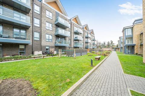 2 bedroom flat for sale, Antoinette Close, Kingston upon Thames