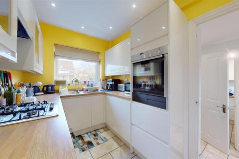 3 bedroom semi-detached house for sale, Lincoln Road, Stamford