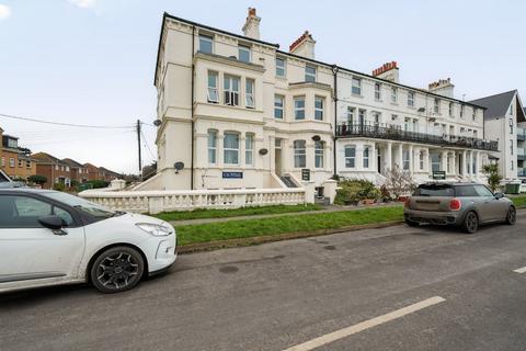 2 bedroom apartment for sale, Marine Parade, Littlestone, New Romney, Kent, TN28