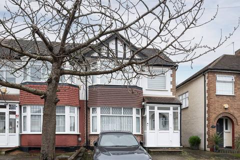 4 bedroom semi-detached house for sale, New Park Avenue, Palmers Green, London, N13