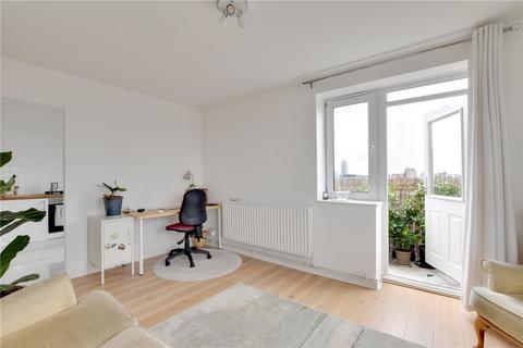 Flat 20, Darnall House Royal Hill, London, SE10 8SU