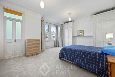 4 bedroom house to rent, Second Avenue, London W3