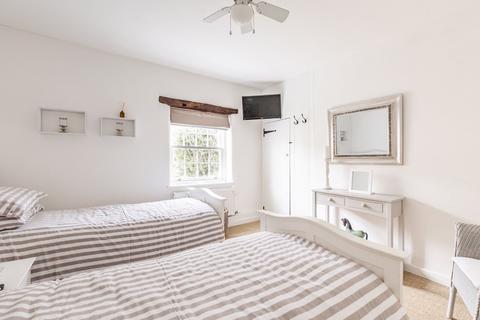 10 Burnham Road, North Creake, Fakenham, NR21 9JR
