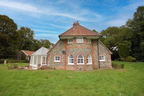 3 bedroom detached house to rent, South Pickenham, Swaffham, PE37