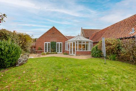 3 bedroom detached bungalow for sale, High Street, Ringstead, PE36