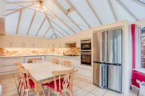 3 bedroom detached bungalow for sale, High Street, Ringstead, PE36