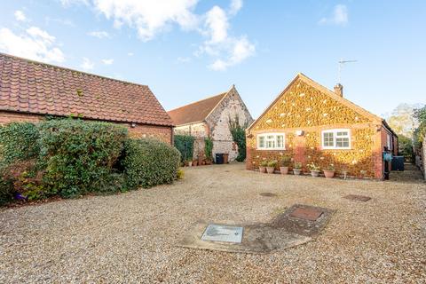 3 bedroom detached bungalow for sale, High Street, Ringstead, PE36