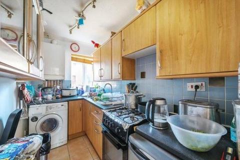 2 bedroom maisonette for sale, Blewburton Walk, Bracknell, Berkshire