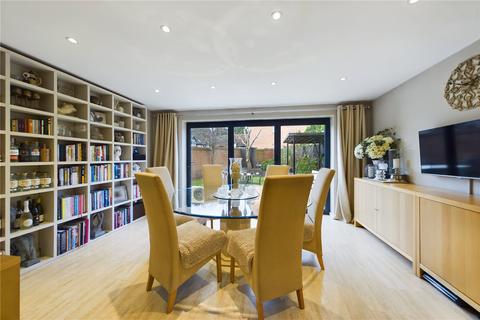 70 Gloucester Avenue, Shinfield, Reading, RG2 9GA