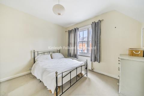 2 bedroom house to rent, Derinton Road Tooting SW17