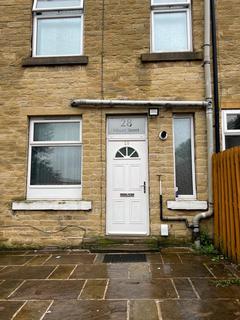 2 bedroom terraced house to rent, Mount Street, Lockwood HD1