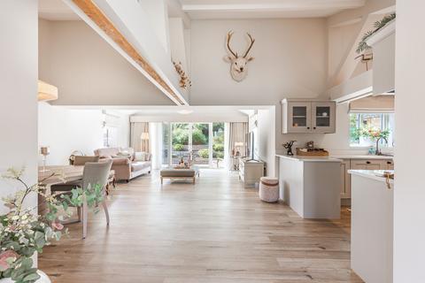 4 bedroom barn conversion for sale, Beeston St Andrew