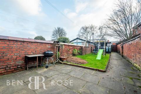 3 bedroom terraced house for sale, Towngate, Leyland