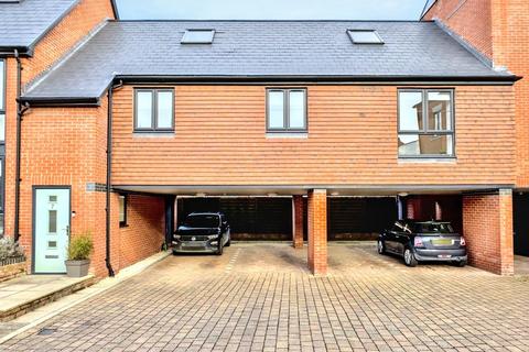 2 bedroom coach house for sale, Wedmore Court, Wantage, OX12