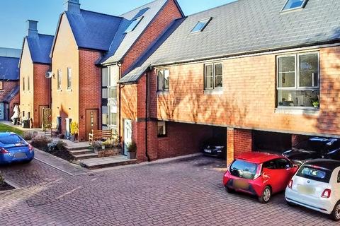 2 bedroom coach house for sale, Wedmore Court, Wantage, OX12