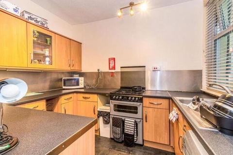 4 bedroom terraced house to rent, Grayshott Road, Hampshire PO4