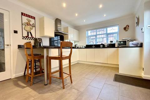 73 Dove Road, Wombwell, Barnsley, S73 0SN