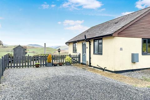 2 bedroom bungalow for sale, Daulwyn, Llanwrin, Machynlleth, Powys, SY20