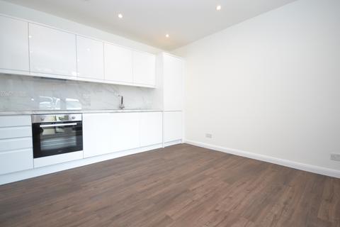 1 bedroom flat to rent, Tubbenden Lane Orpington BR6