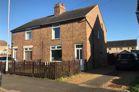 3 bedroom semi-detached house to rent, New Road, Eye, Peterborough