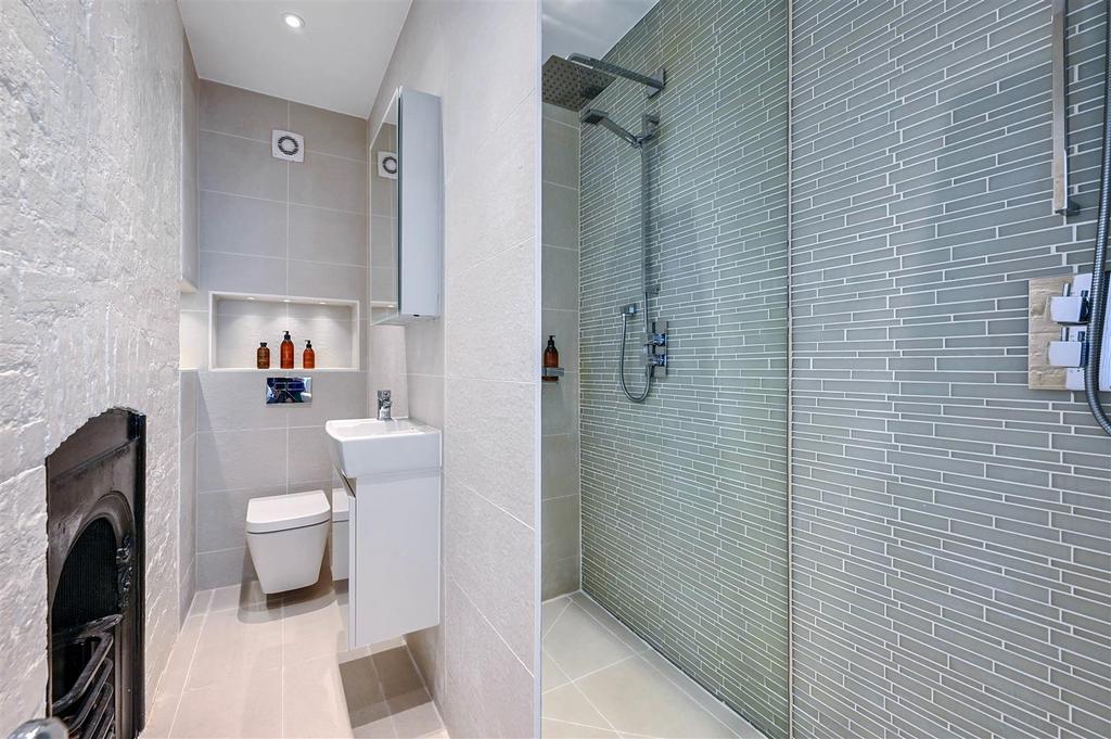 22 Croft road tn34 (26).jpg