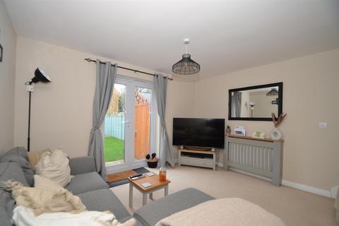 25 Avocet Grove, Soham, Ely, CB7 5GN