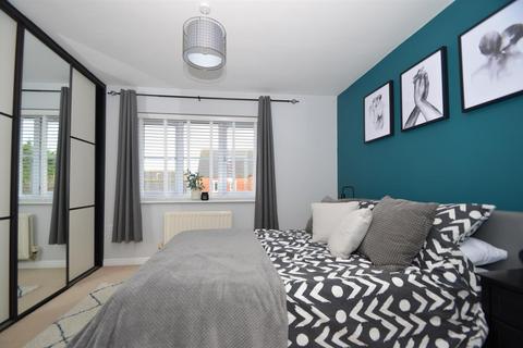 25 Avocet Grove, Soham, Ely, CB7 5GN