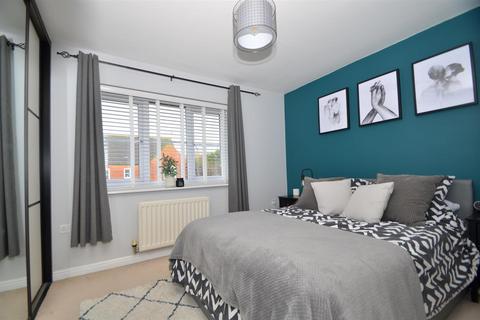 25 Avocet Grove, Soham, Ely, CB7 5GN